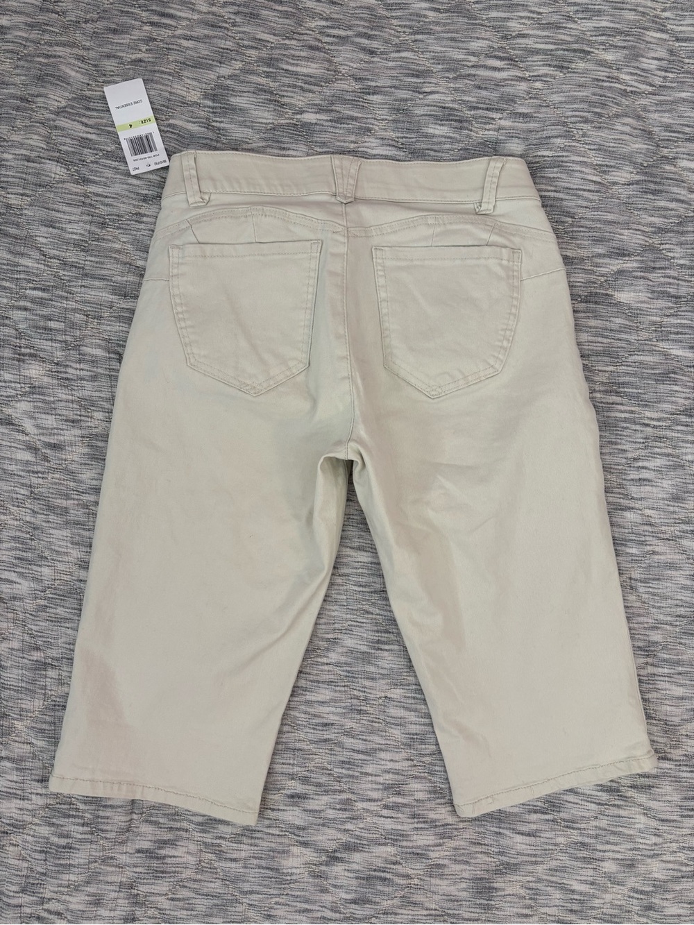 Democracy Ab Solution Bermuda Shorts Sz 4 NWT | Democracy Women Summer Shorts - - Picture 8 of 8